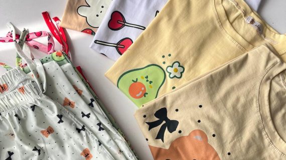 ست تیشرت و شلوار طرح عروسکی