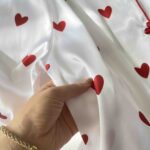 بلوز آستین بلند و شلوار ساتن طرح قلب - Image 6