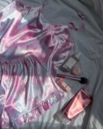تاپ و شلوارک ساتن طرح pink forest - Image 6
