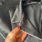 بلوز آستین کوتاه و شلوار ساتن رنگ مشکی - Image 5