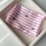 رو بالشتی پاکتی طرح ویکتوریا صورتی